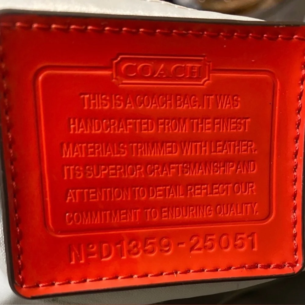 Coach Signature Jacquard Zip Top Designer Tote Poppy Red C1359-25051 EUC - Picture 2 of 12